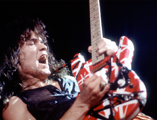 Morto Eddie Van Halen chitarrista leggenda dell’hard rock